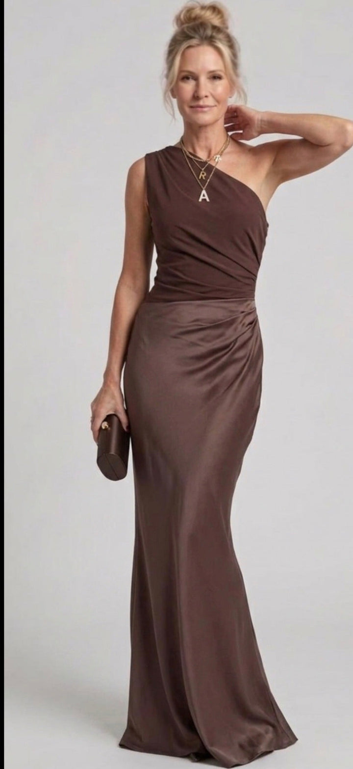 Violet &amp; Grace™ | Maxi Dress with a Guilt in Satin