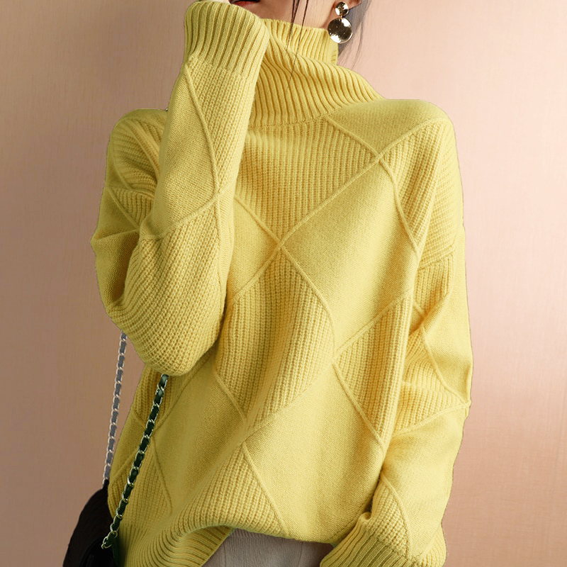Amelie | Chunky Knit Roll Turtleneck