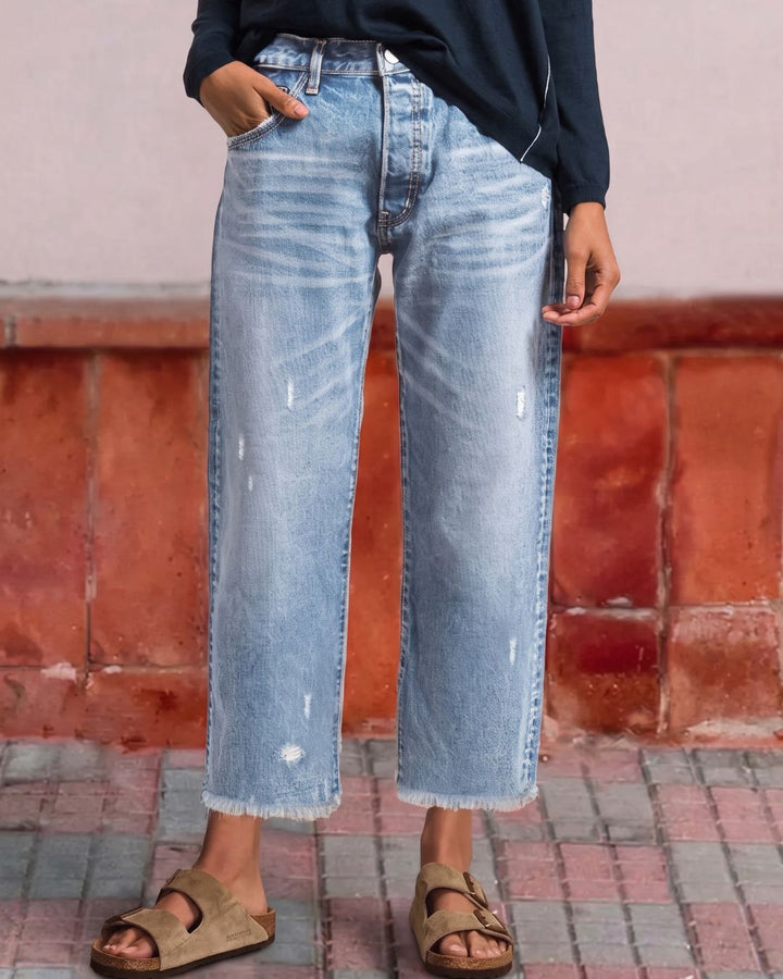 Lola™ | Mid Rise Crop Straight Jeans