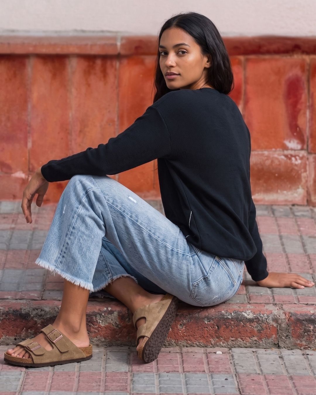 Lola™ | Mid Rise Crop Straight Jeans