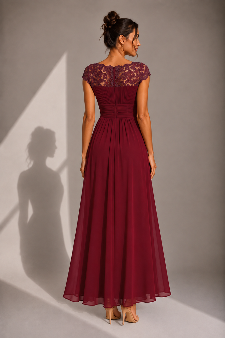Justyna  | Elegant Maxi Dress