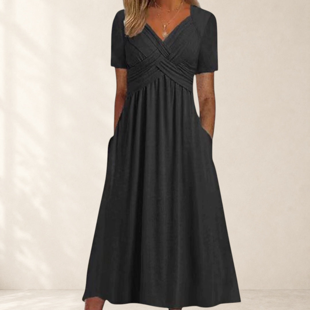 Yolanda - Flattering Dress