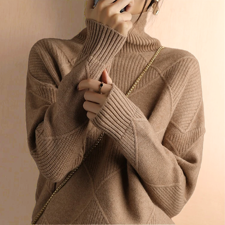 Amelie | Chunky Knit Roll Turtleneck